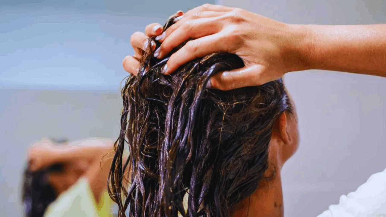 Alisamento Caseiro dos Cabelos com Ingredientes Naturais